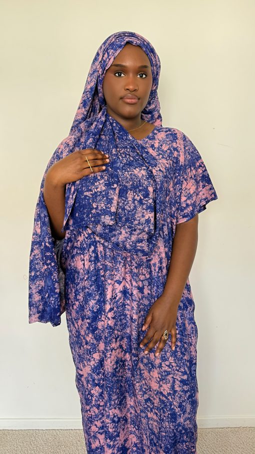 Robe Mbabass Rose - bleu (grand foulard) – Image 3